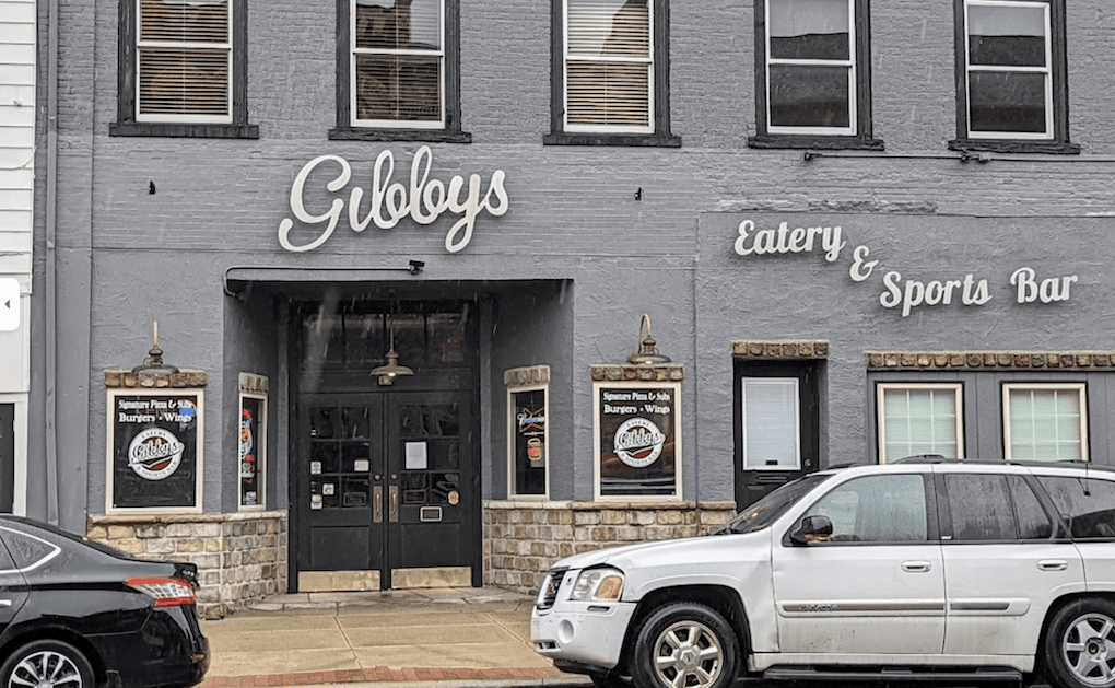 outside view of gibbys one of circleville ohio restaurants