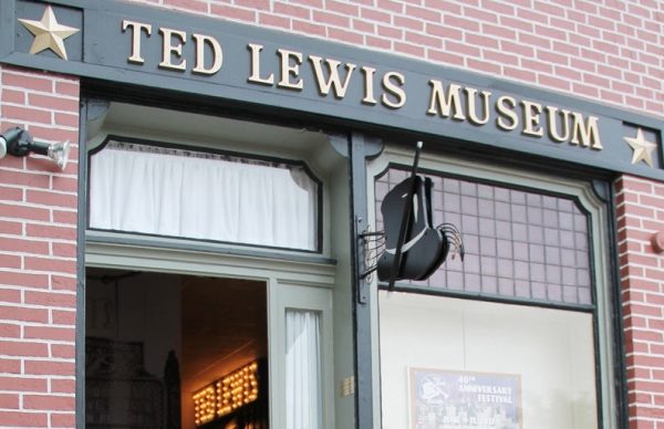 ted lewis museum; things to do in circleville ohio