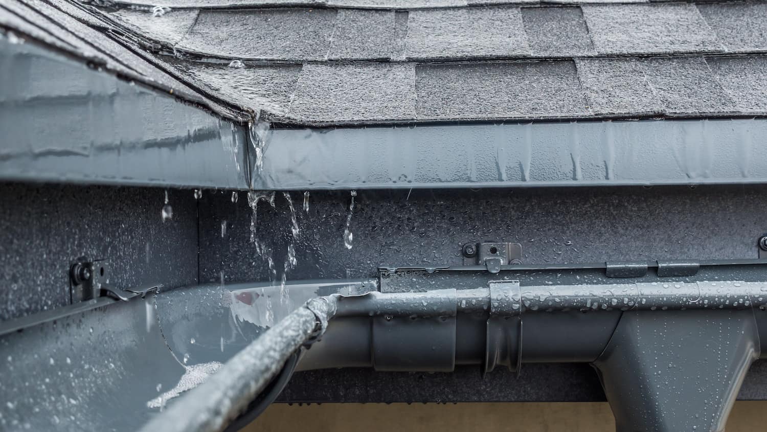 metal roof leak featured